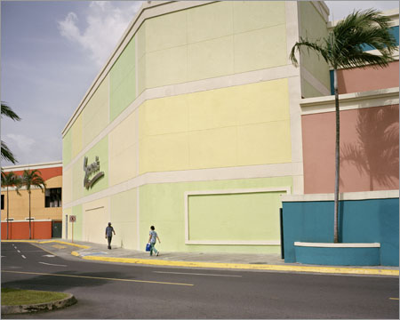 Matias Costa exhibiting Zonians at La Regenta Art Center in Gran Canaria, Canary Islands